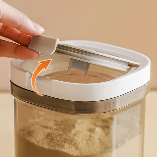 23f7c94a-e71b-41cb-9b57-fddba9433f0a Airtight Food Storage Container