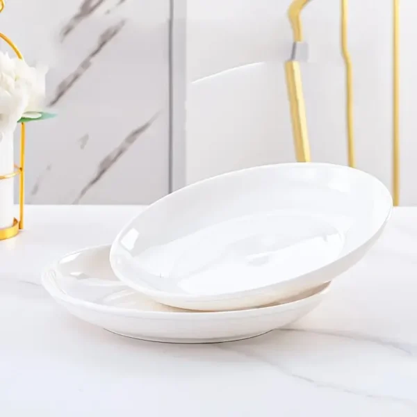 e583f02f-a29e-43c8-ac6e-8720575614d2 Large White Ceramic Plates